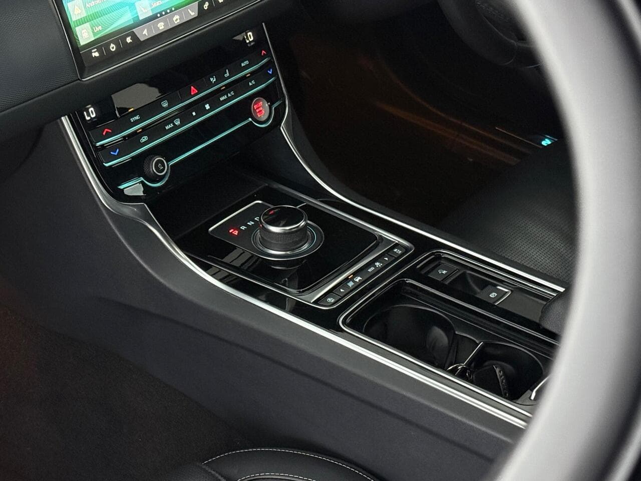 Jaguar XF thumbnail Misc Controls