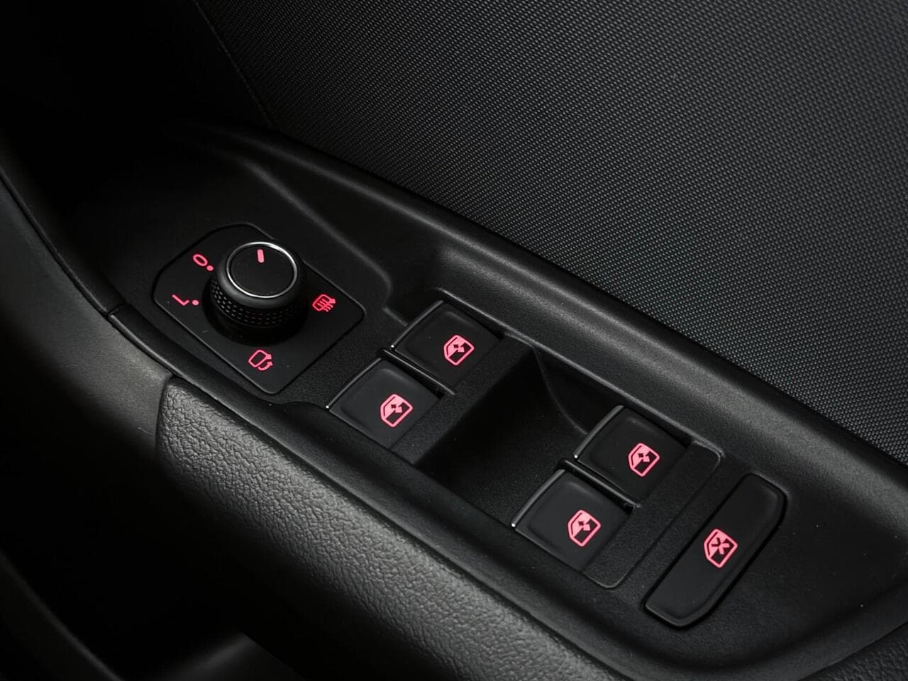 Audi A1 thumbnail Misc Controls