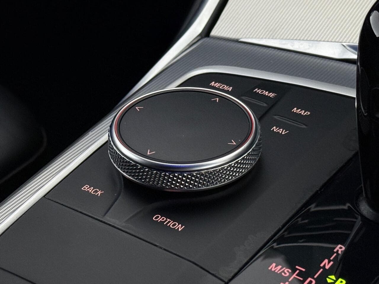 BMW 3 Series thumbnail Misc Controls