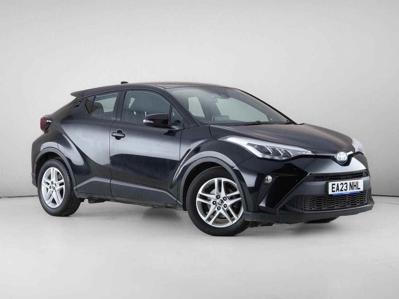Toyota C-HR - Toyota C-HR 1.8 VVT-h Icon CVT Euro 6 (s/s) 5dr