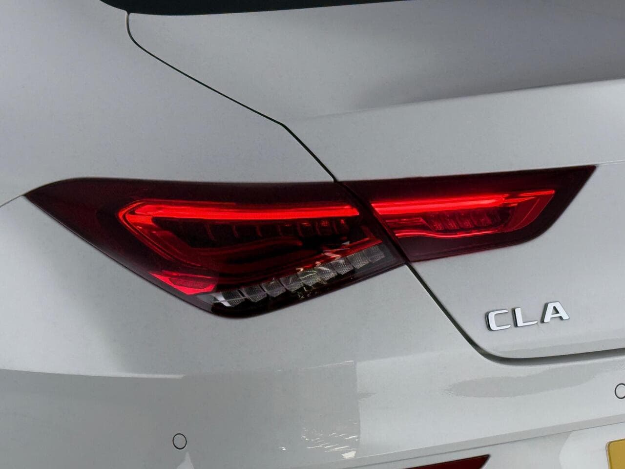 Mercedes-Benz CLA thumbnail Lights Rear
