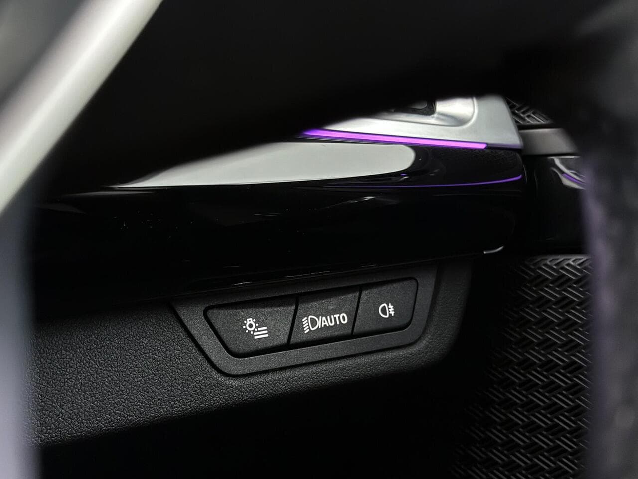 BMW X1 thumbnail Misc Controls