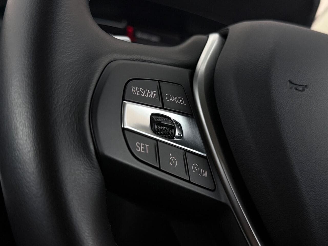 BMW 3 Series thumbnail Misc Controls