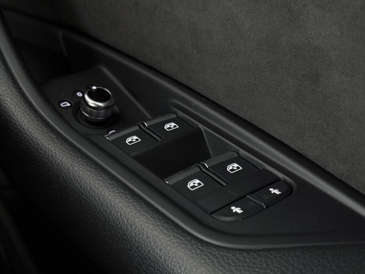 Audi A5 thumbnail Misc Controls