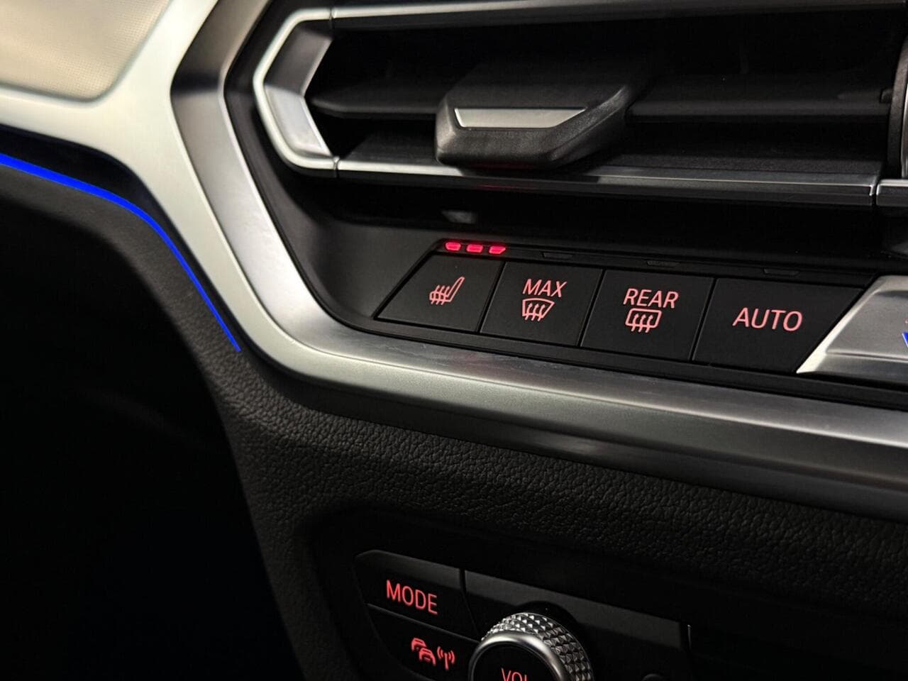 BMW 3 Series thumbnail Misc Controls