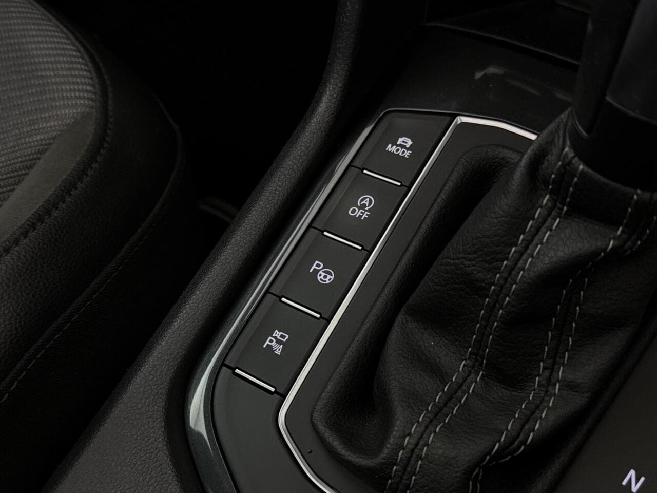 Volkswagen Tiguan thumbnail Misc Controls