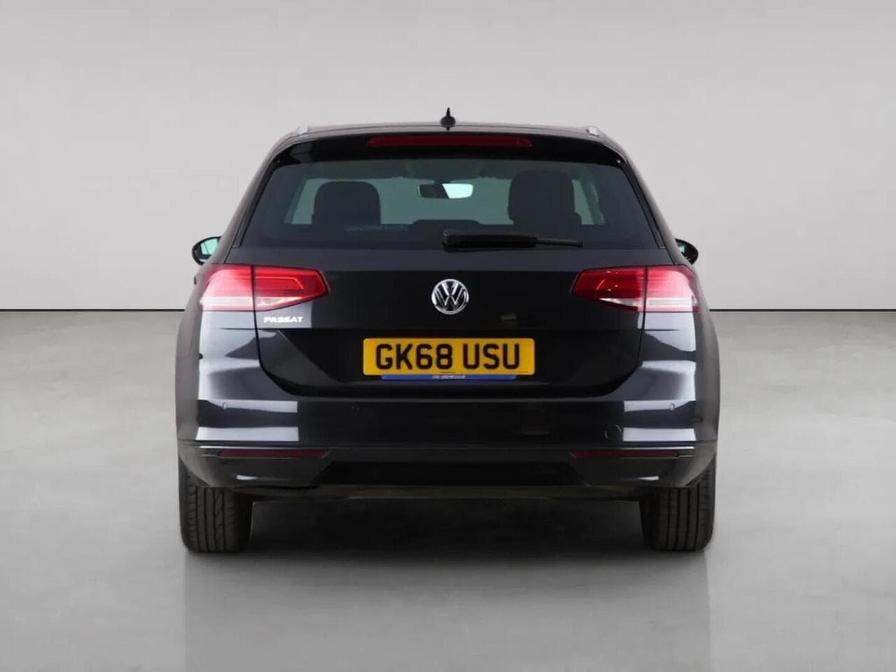 Volkswagen Passat thumbnail Rear