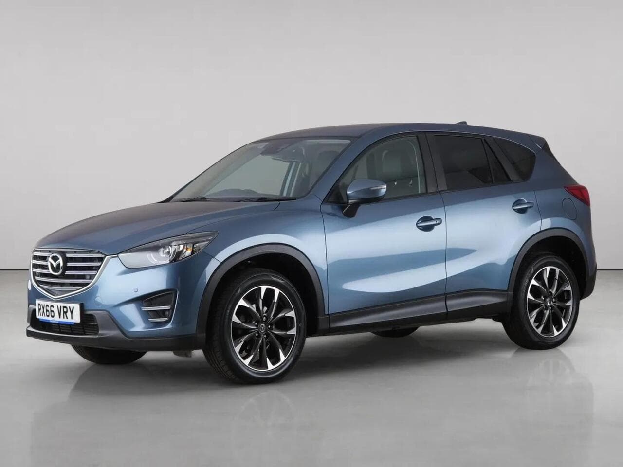 Mazda CX-5 thumbnail Front Left