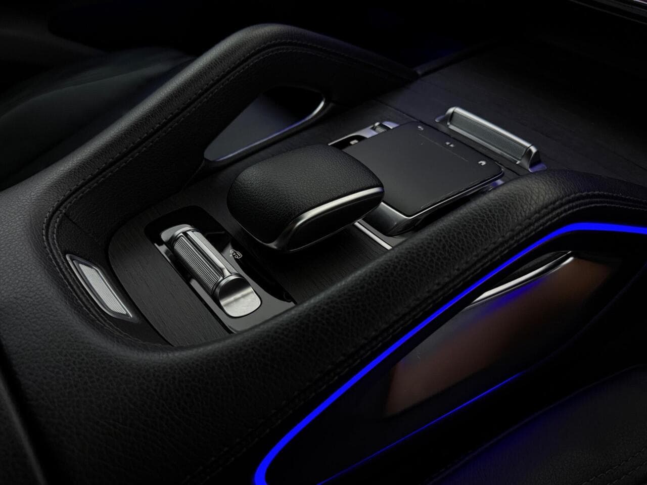Mercedes-Benz GLE thumbnail Misc Controls
