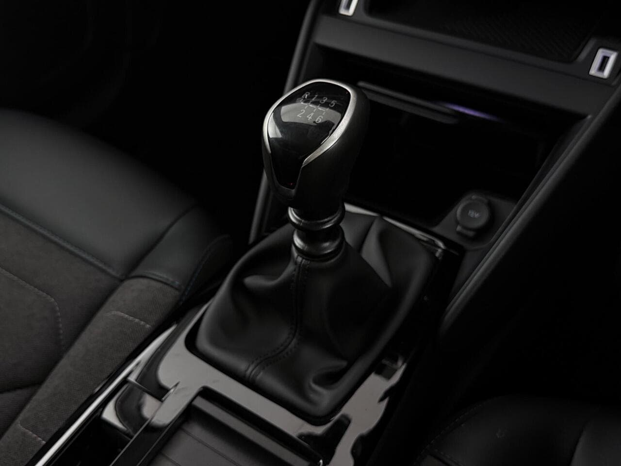 Citroen C4 thumbnail Interior Front