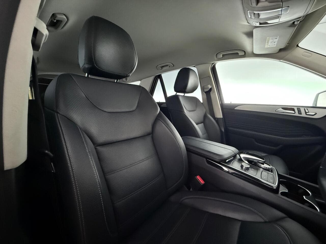 Mercedes-Benz GLE thumbnail Seat Driver