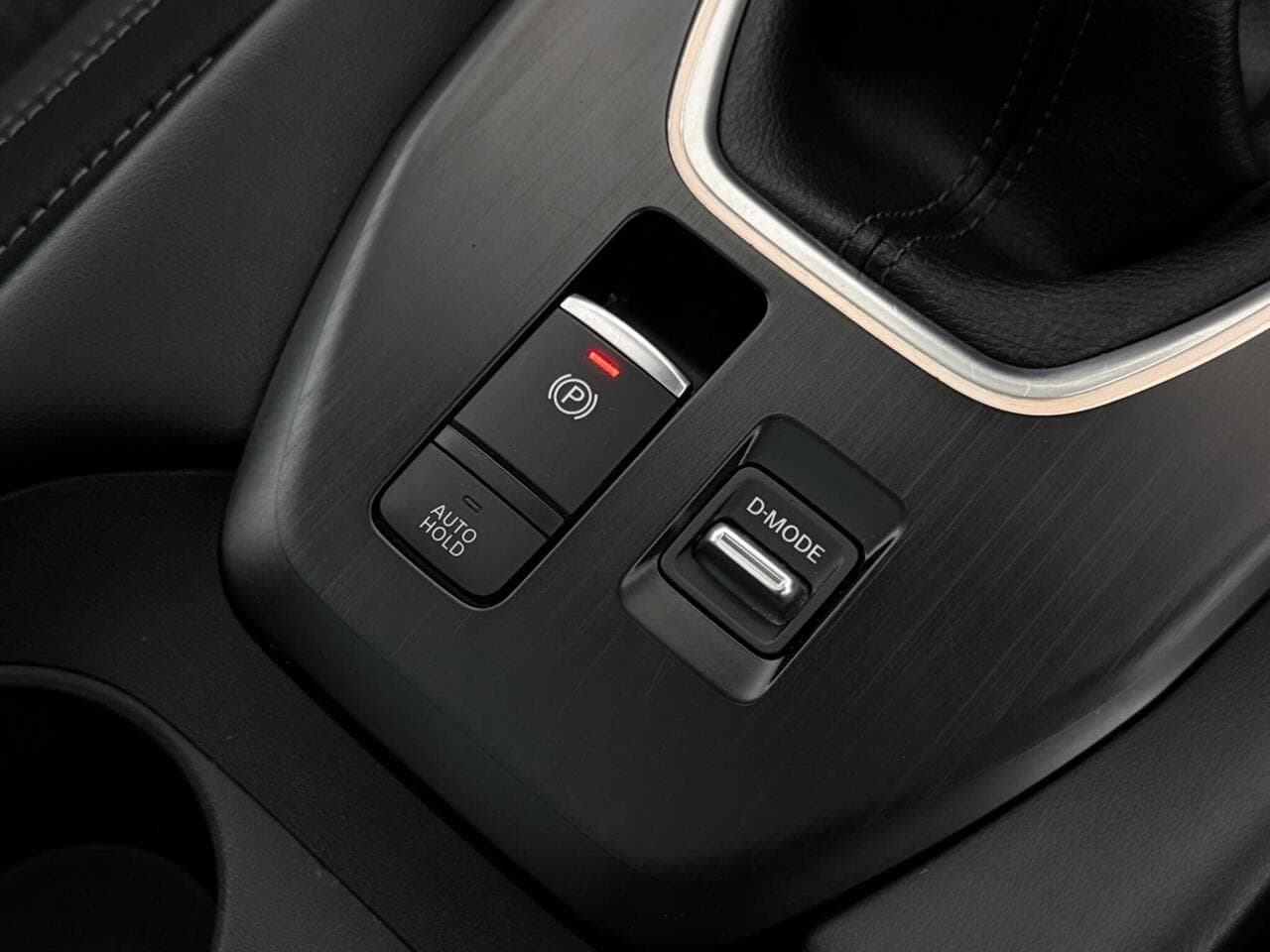 Nissan Qashqai thumbnail Misc Controls