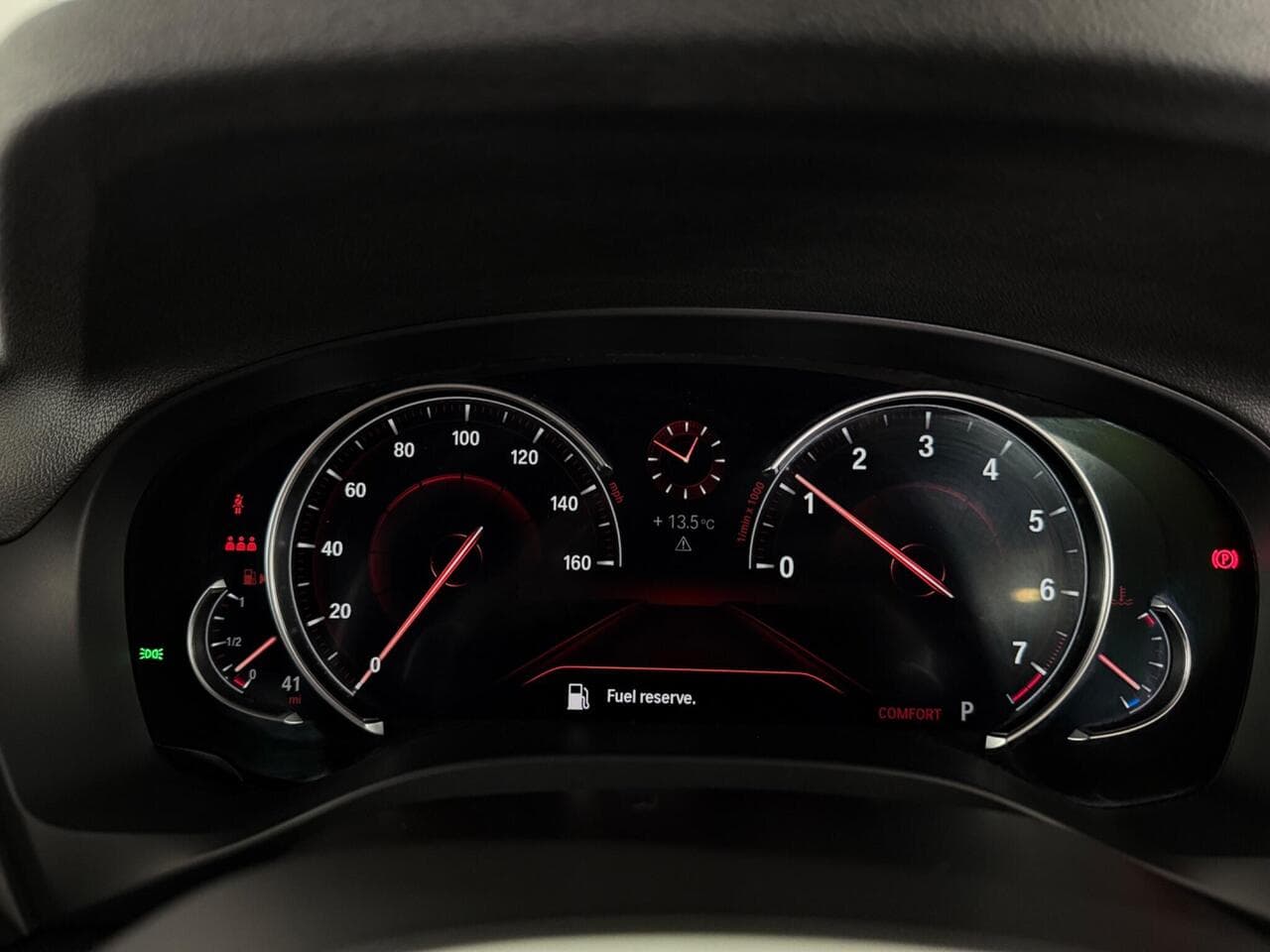 BMW X3 thumbnail Driver Instruments