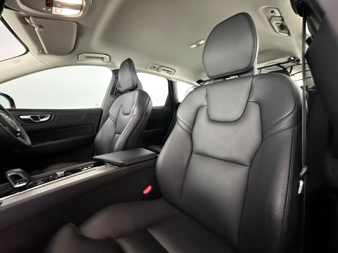 Volvo XC60 thumbnail Seat Front Passenger