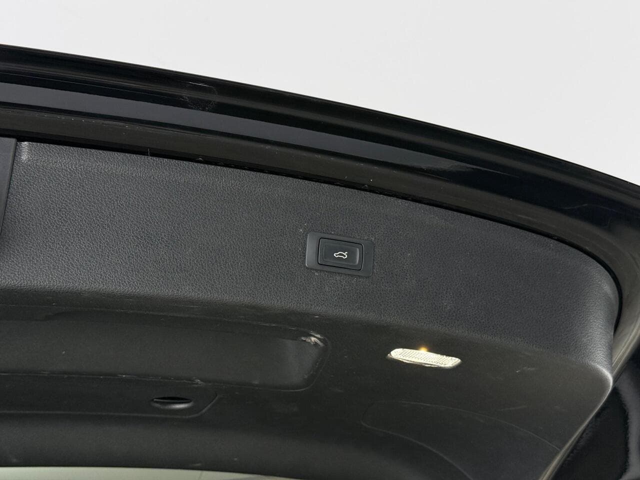 Audi Q5 thumbnail Misc Controls