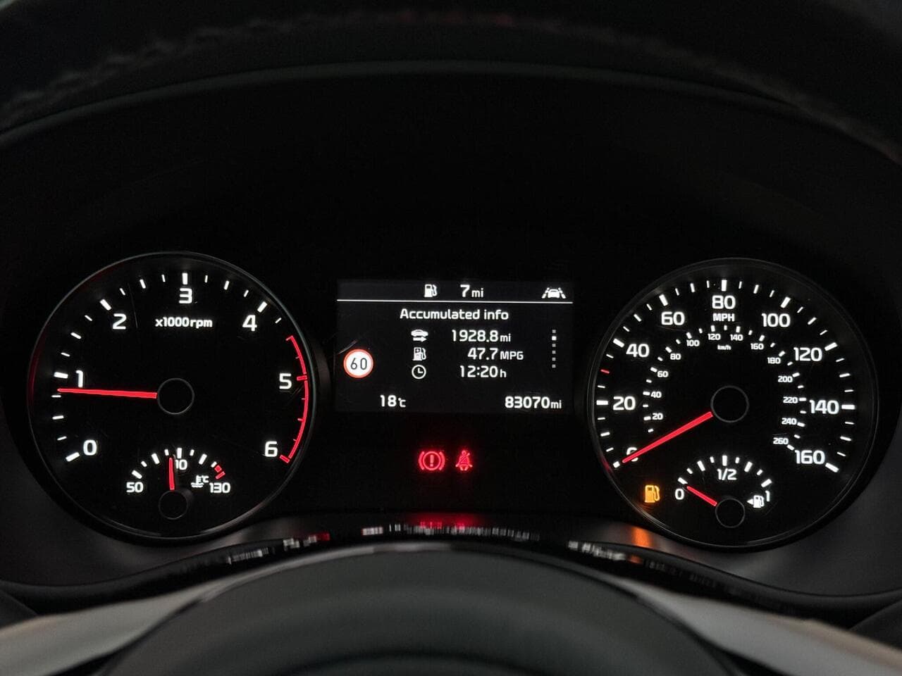Kia Sportage thumbnail Driver Instruments