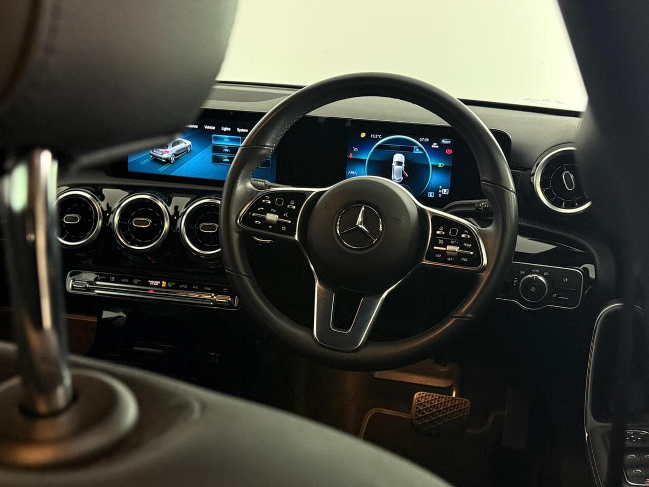 Mercedes-Benz A Class thumbnail Steering Wheel