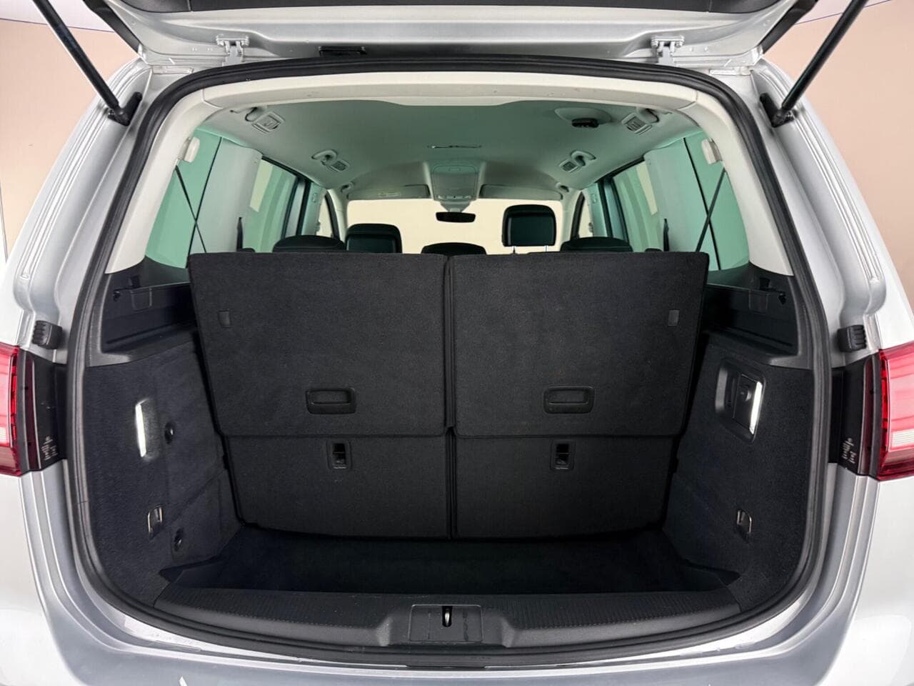Volkswagen Sharan thumbnail Boot