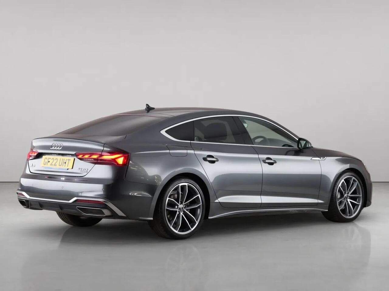 Audi A5 thumbnail Rear Right