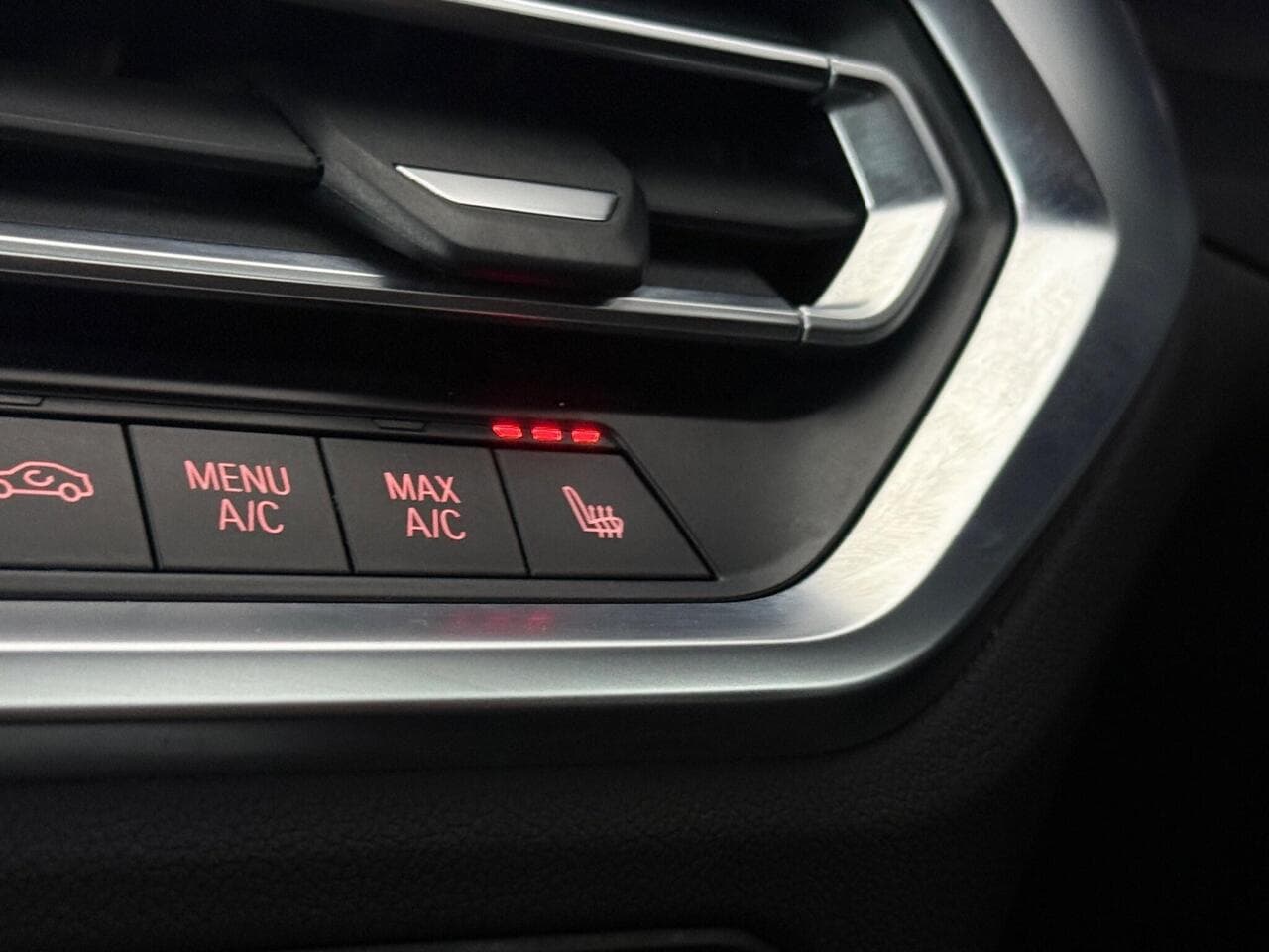 BMW 4 Series thumbnail Misc Controls