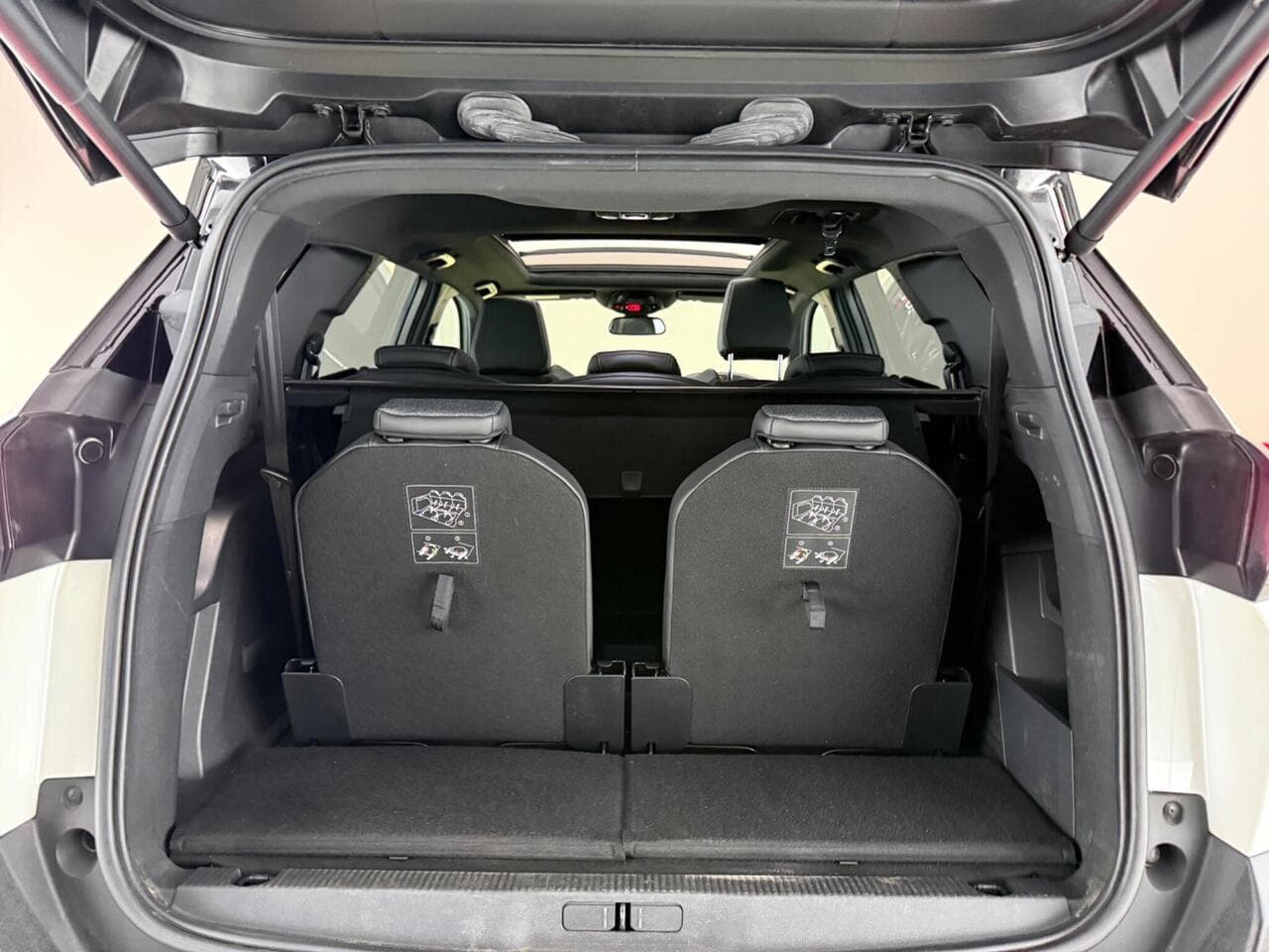 Peugeot 5008 thumbnail Boot