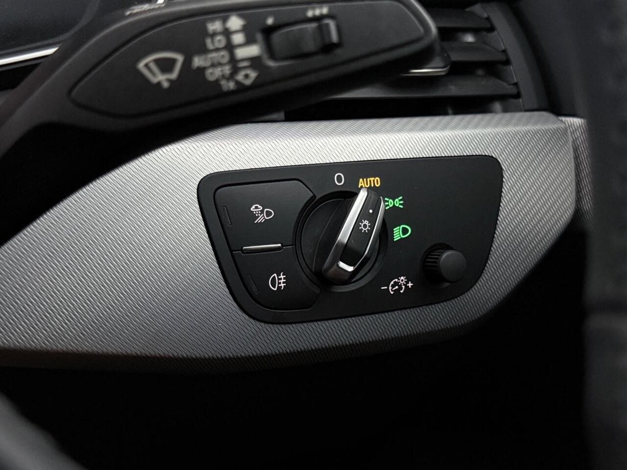 Audi A5 thumbnail Misc Controls