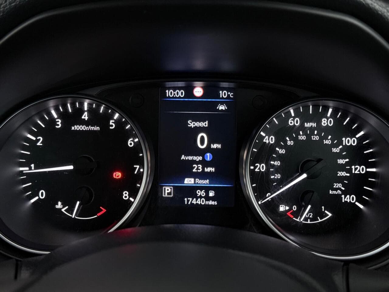Nissan Qashqai thumbnail Driver Instruments