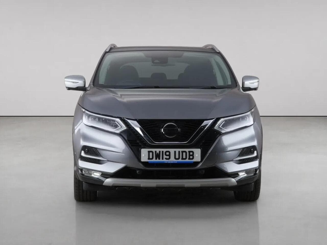 Nissan Qashqai thumbnail Front