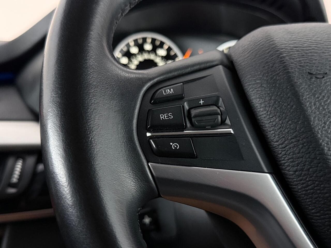 BMW X5 thumbnail Misc Controls