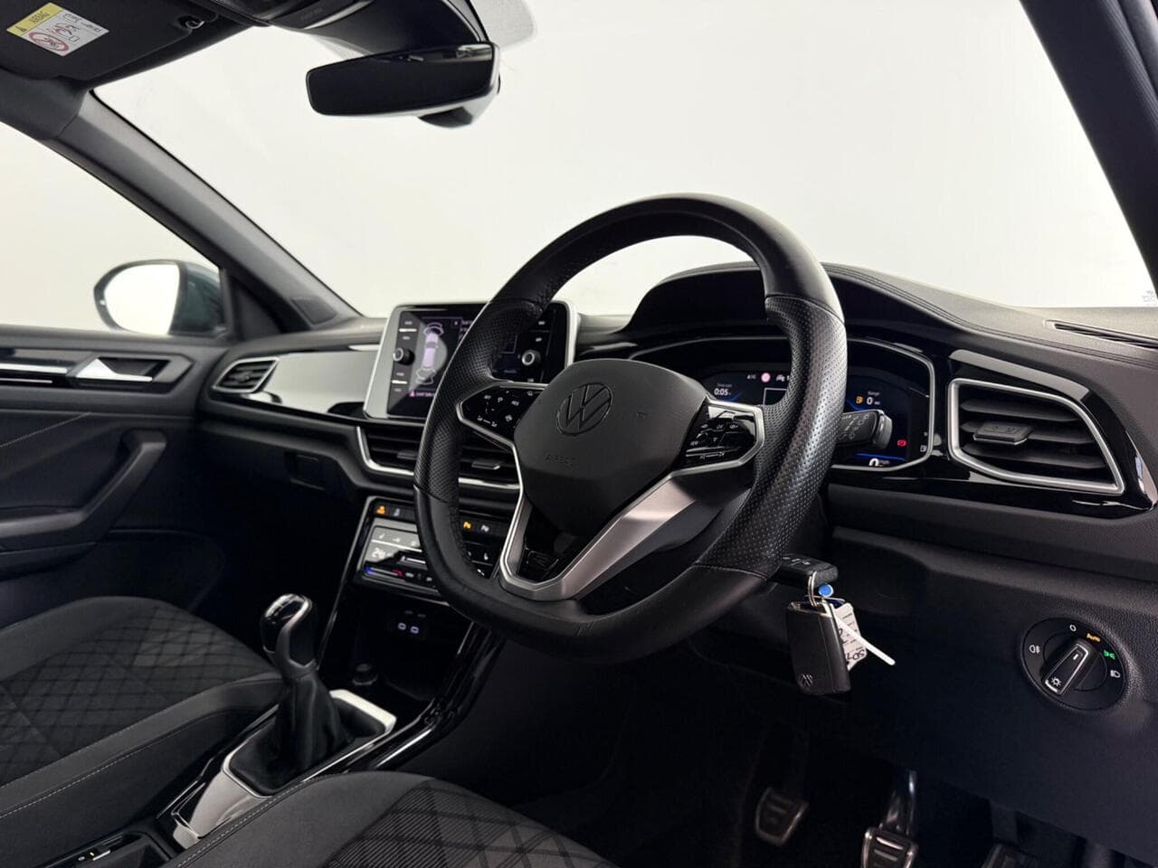 Volkswagen T-Roc thumbnail Interior Front