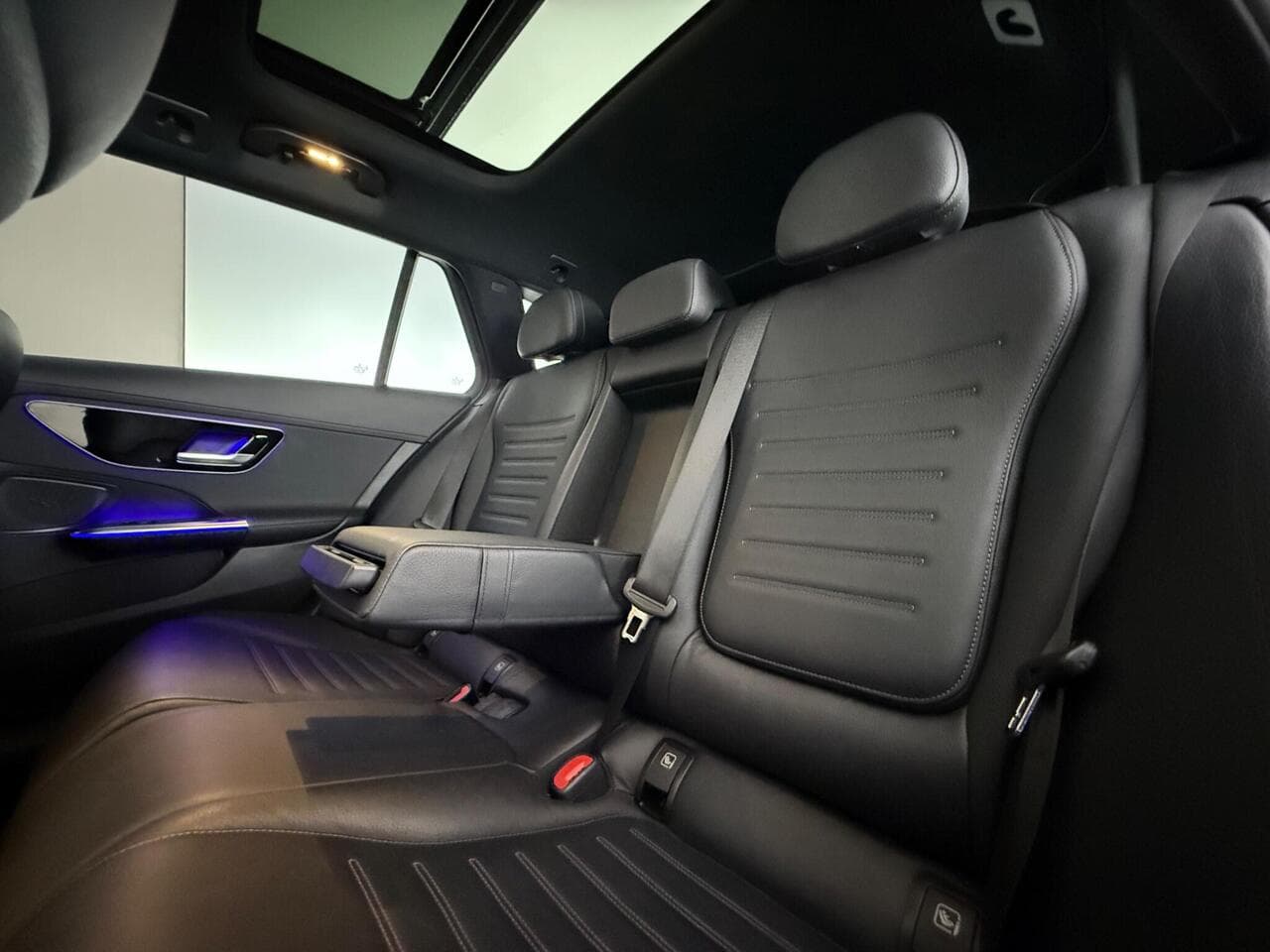 Mercedes-Benz C Class thumbnail Seat Front Passenger