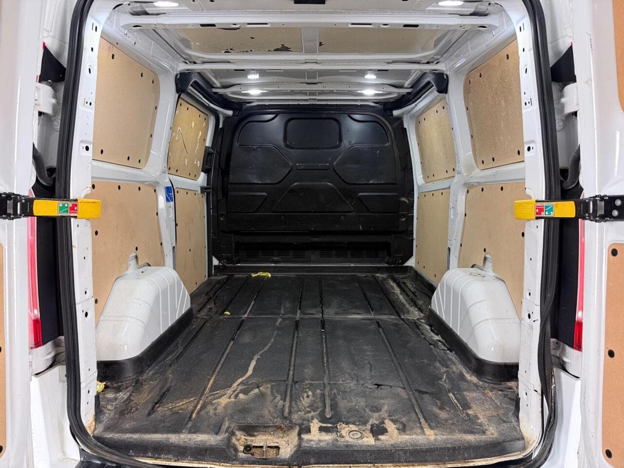 Ford Transit Custom thumbnail Cargo Space