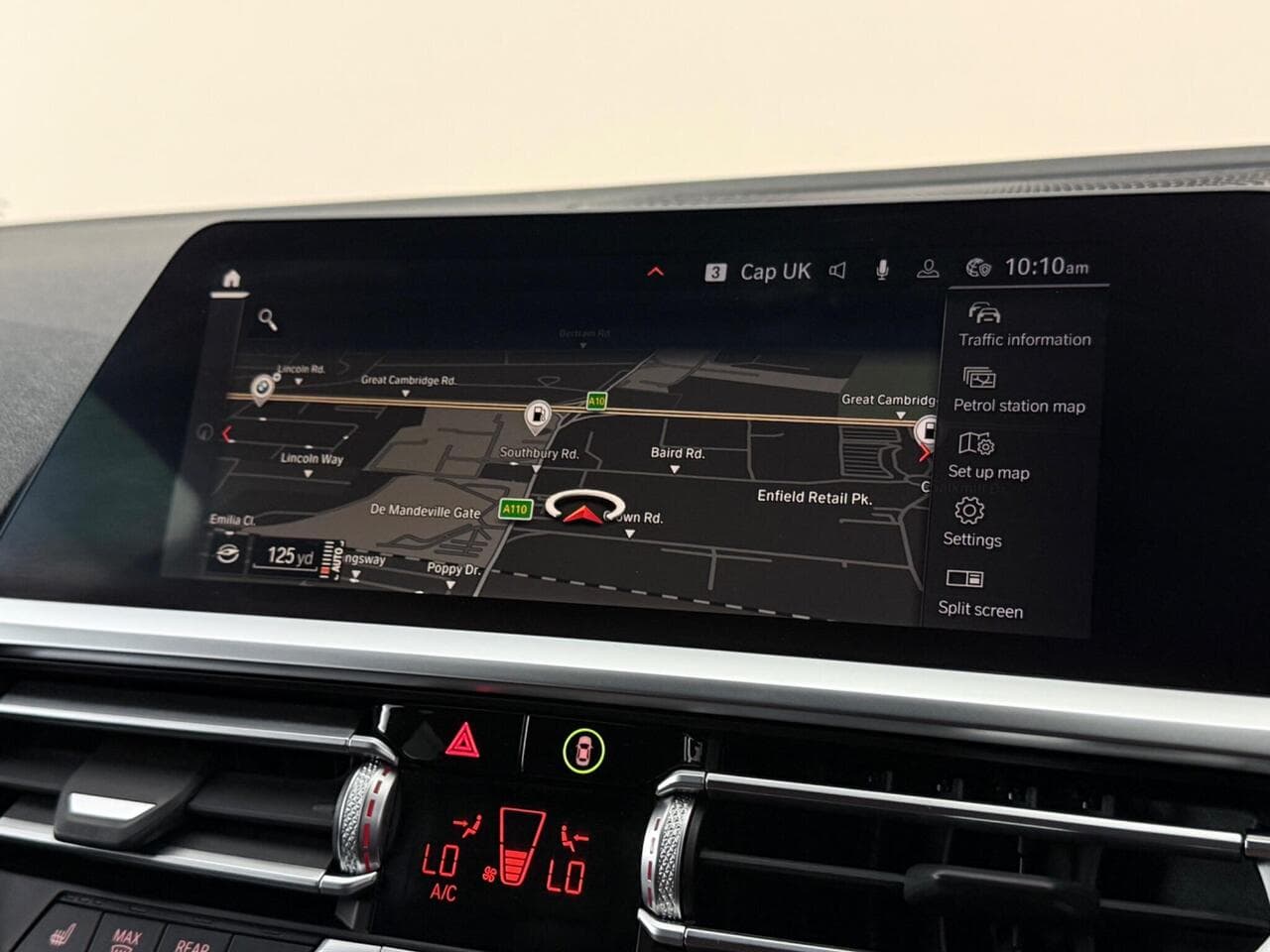 BMW 3 Series thumbnail Infotainment System
