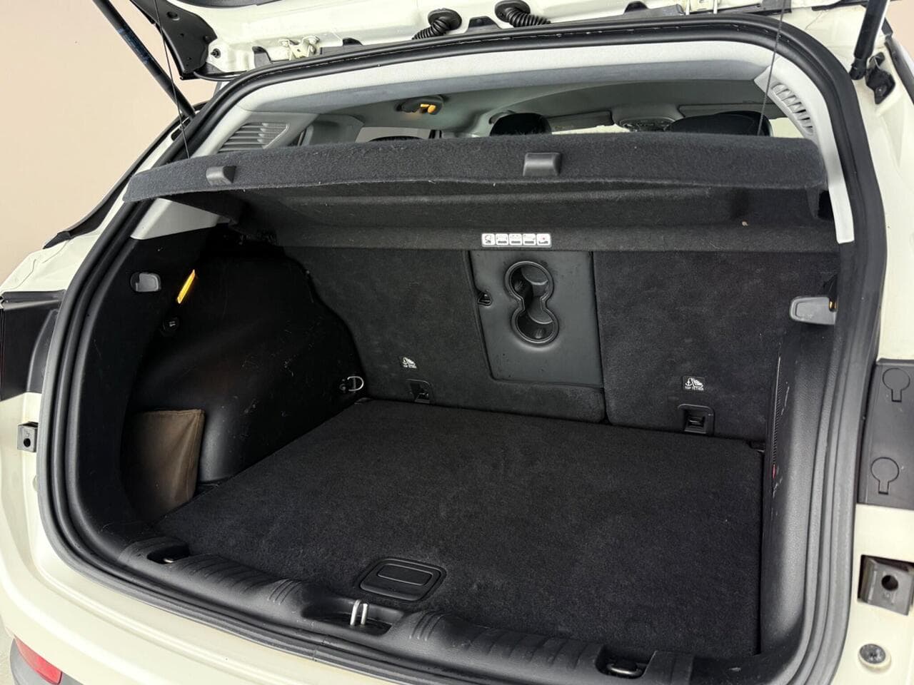 Jeep Compass thumbnail Boot