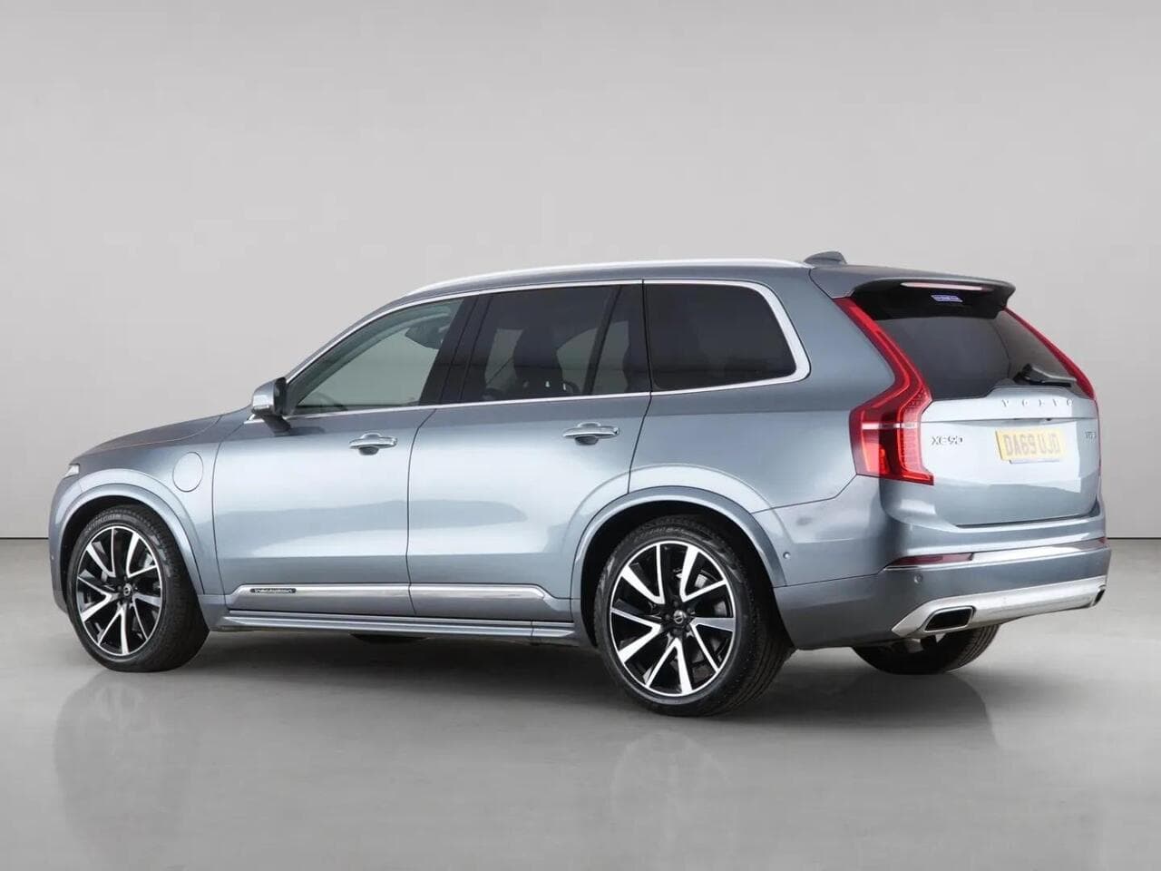 Volvo XC90 thumbnail Side Left