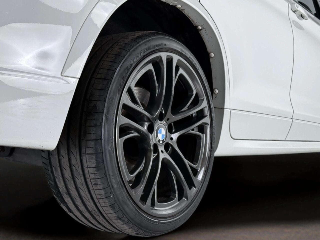 BMW X3 thumbnail Wheel