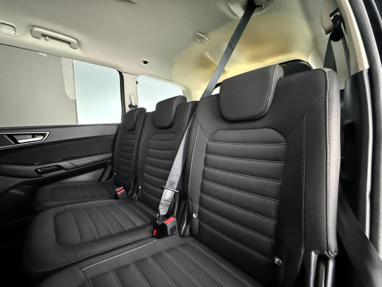 Ford Galaxy thumbnail Seats Rear