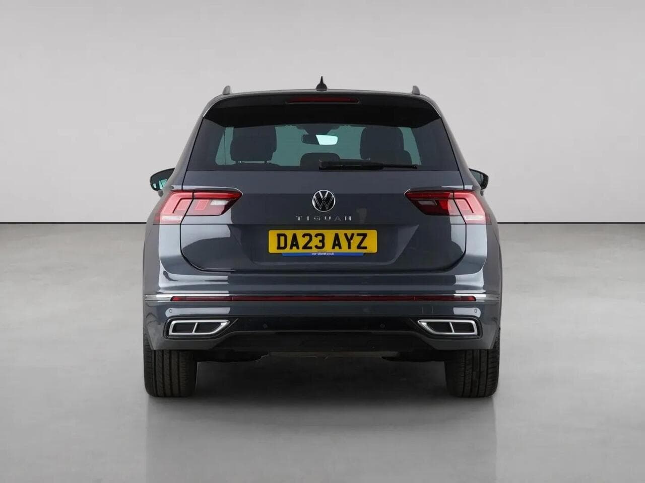 Volkswagen Tiguan thumbnail Rear