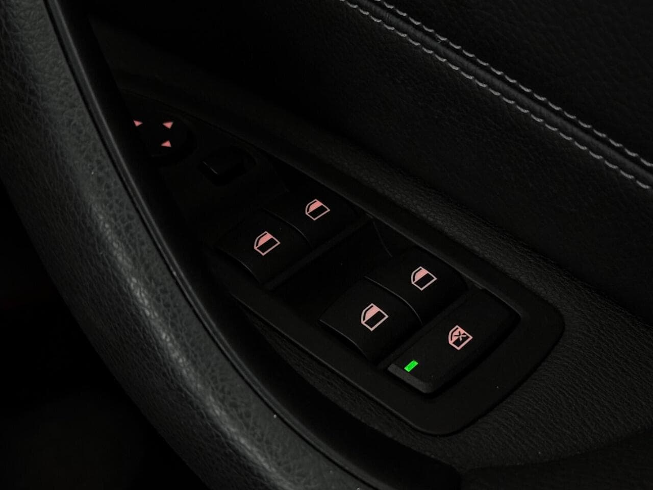 BMW X1 thumbnail Misc Controls