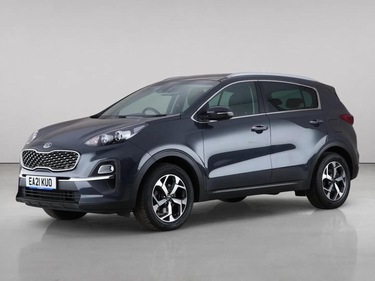 Kia Sportage thumbnail Front Left