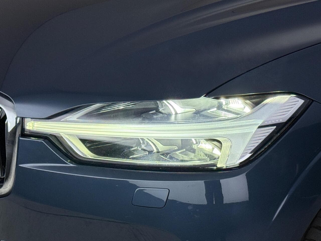 Volvo XC60 thumbnail Lights Front