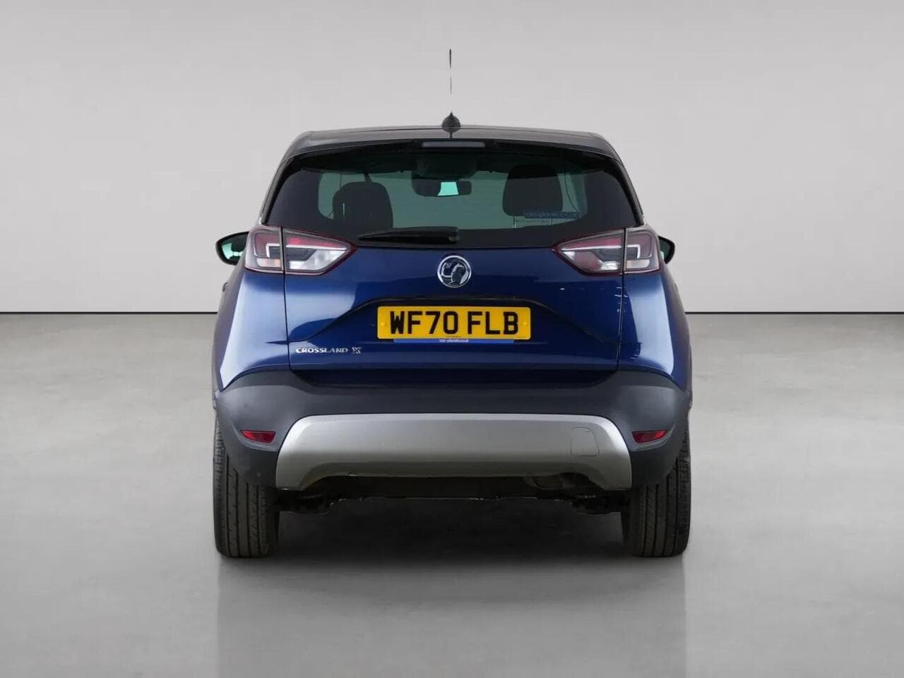 Vauxhall Crossland X thumbnail Rear