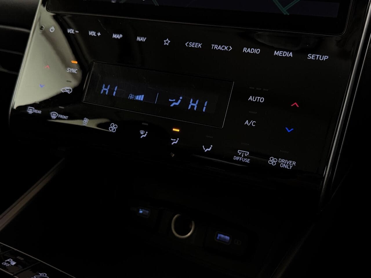 Hyundai TUCSON thumbnail Infotainment System