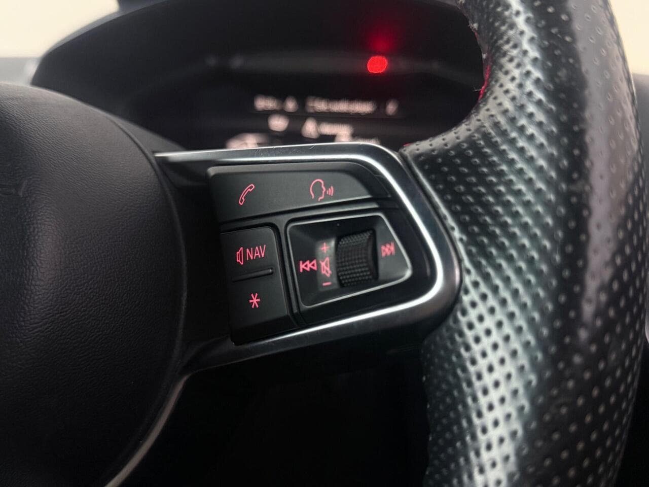 Audi TT thumbnail Misc Controls
