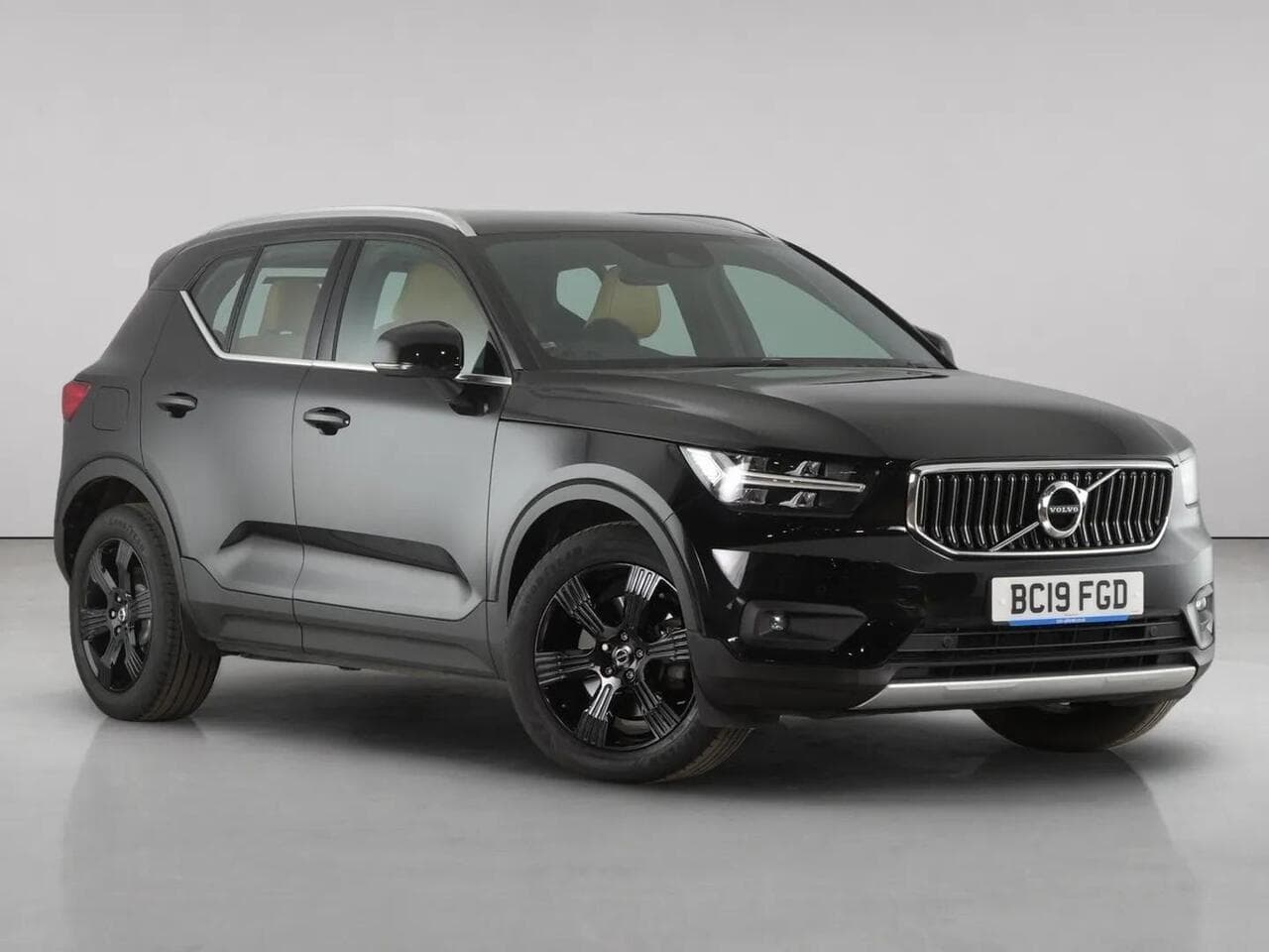 Volvo XC40 - Volvo XC40 2.0 D4 Inscription SUV 5dr Diesel Auto AWD Euro 6 (s/s) (190 ps)