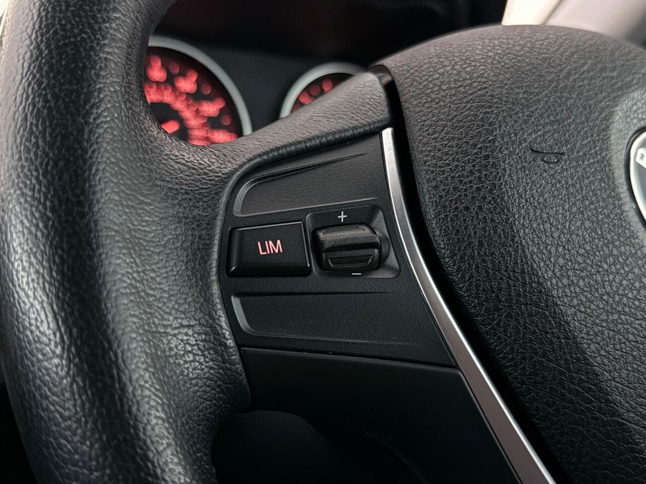 BMW 2 Series thumbnail Misc Controls