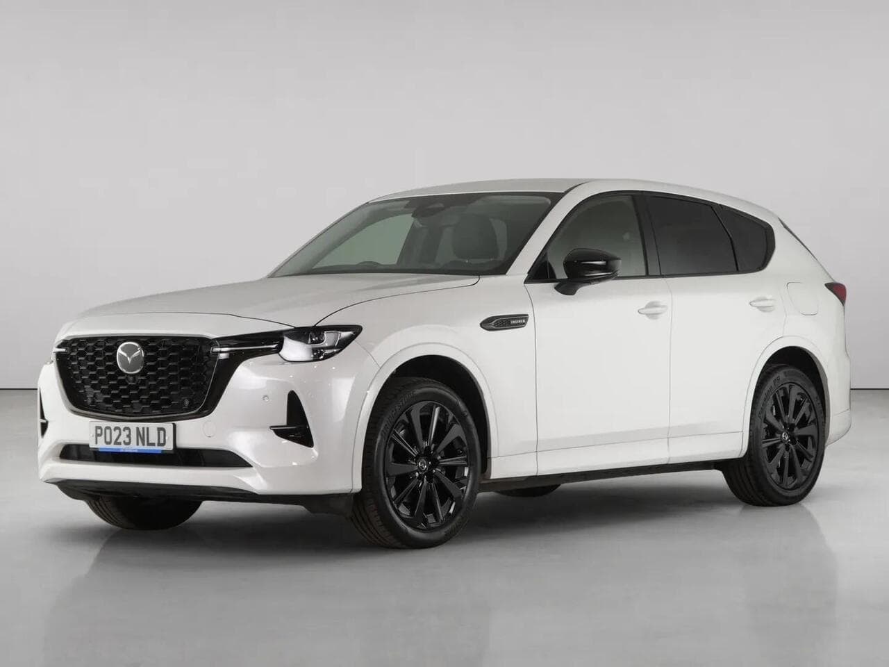 Mazda CX-60 thumbnail Front Left