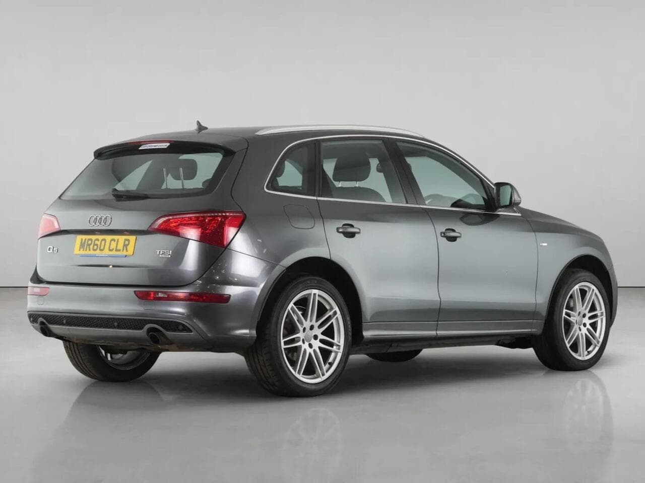 Audi Q5 thumbnail Rear Right
