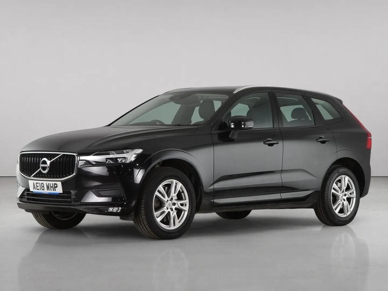 Volvo XC60 thumbnail Front Left