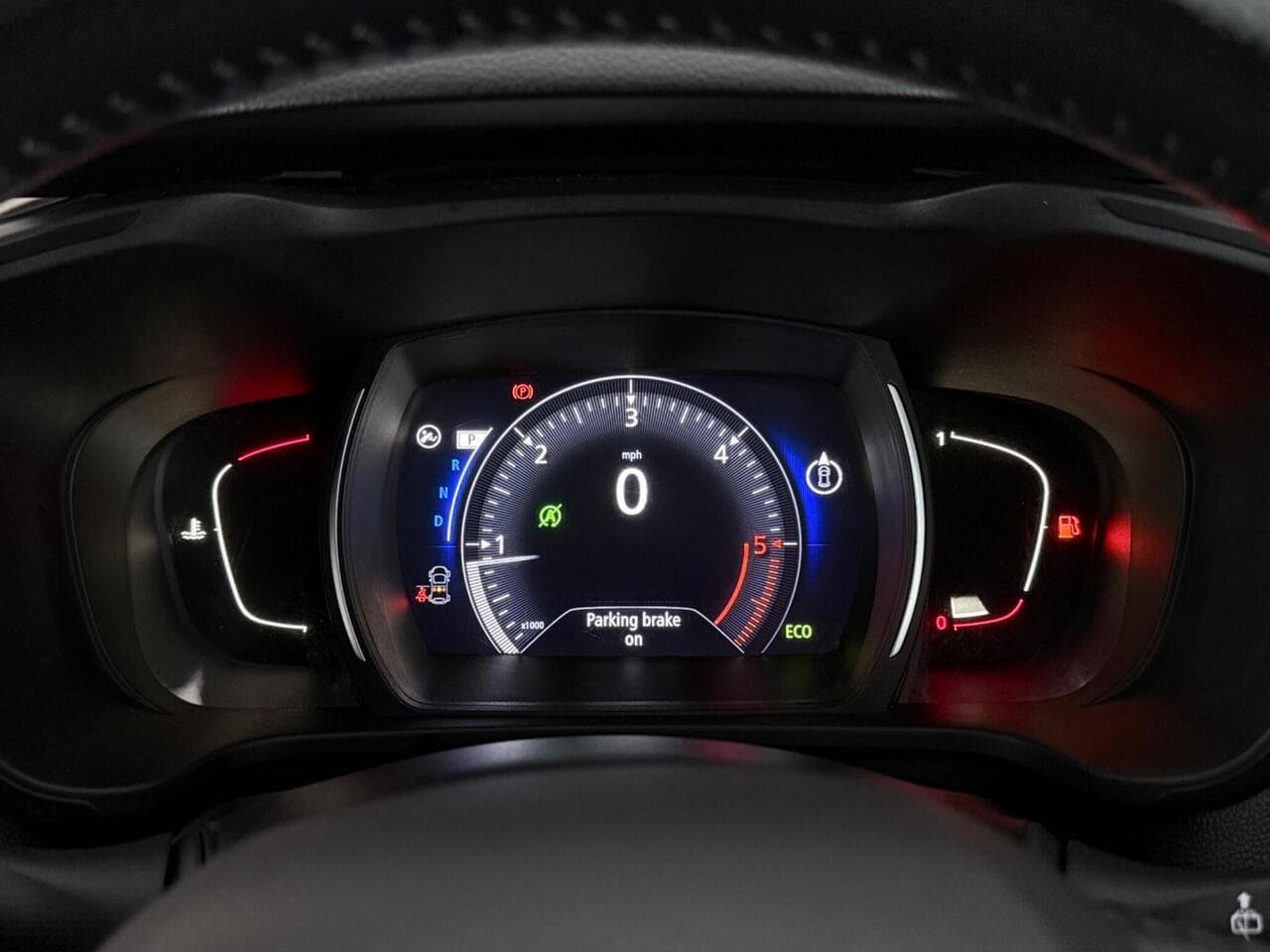 Renault Kadjar thumbnail Driver Instruments